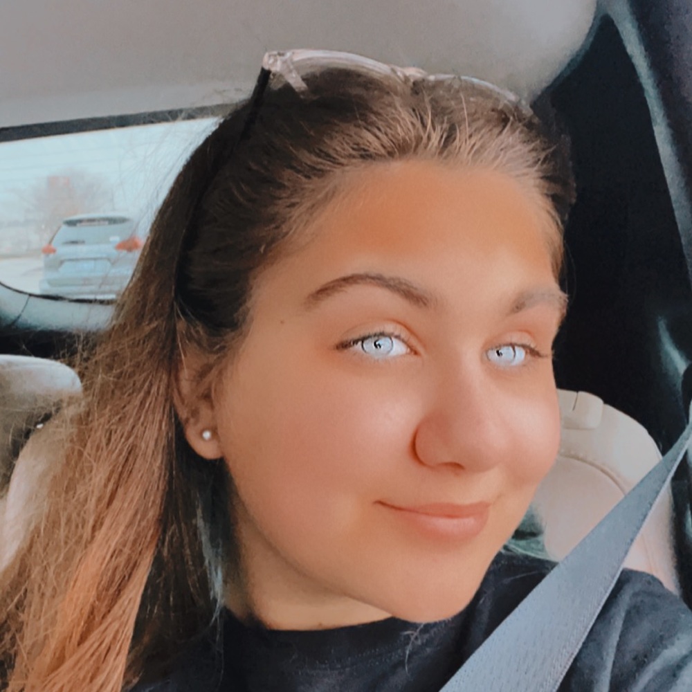Meet your Posher, Baylee